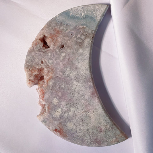 pink amethyst moon
